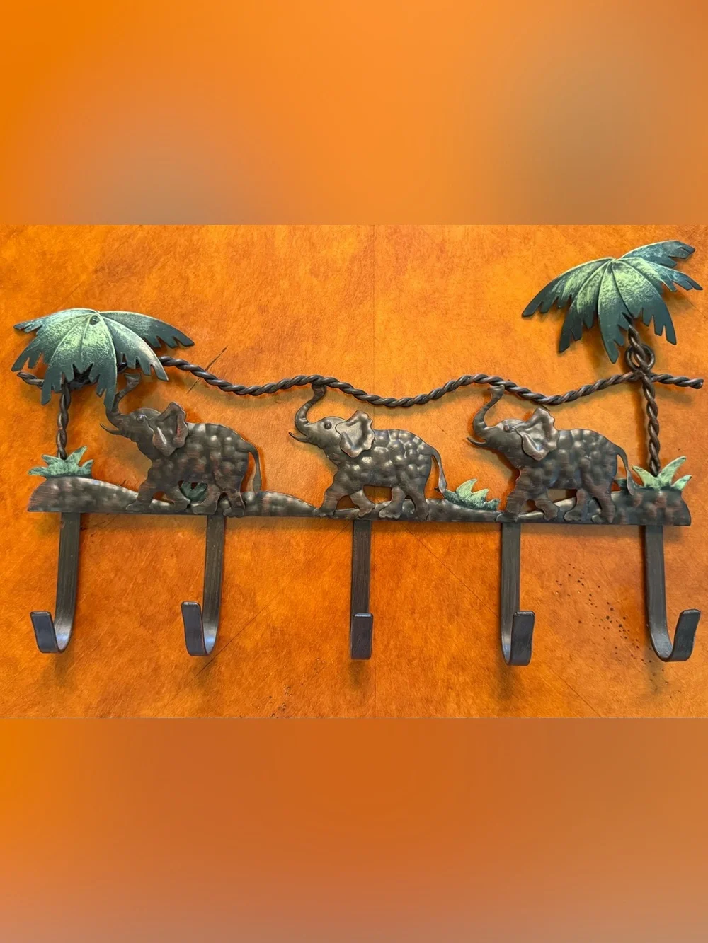 Vintage Style Elephant and Palm Tree Wall Hook Rack - Faux Bronze